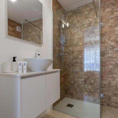 Luxurious Spacious - Terrace & Jacuzzi * Порту