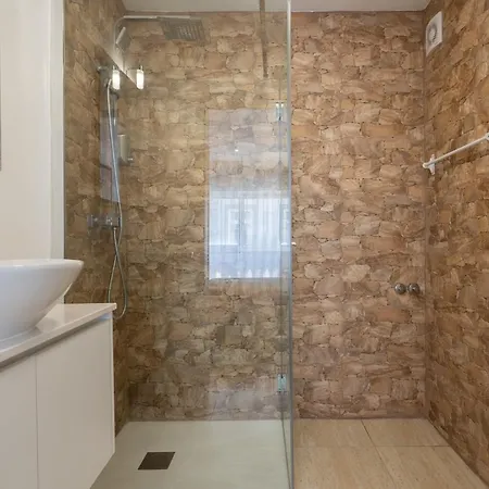 Appartement Luxurious Spacious - Terrace & Jacuzzi